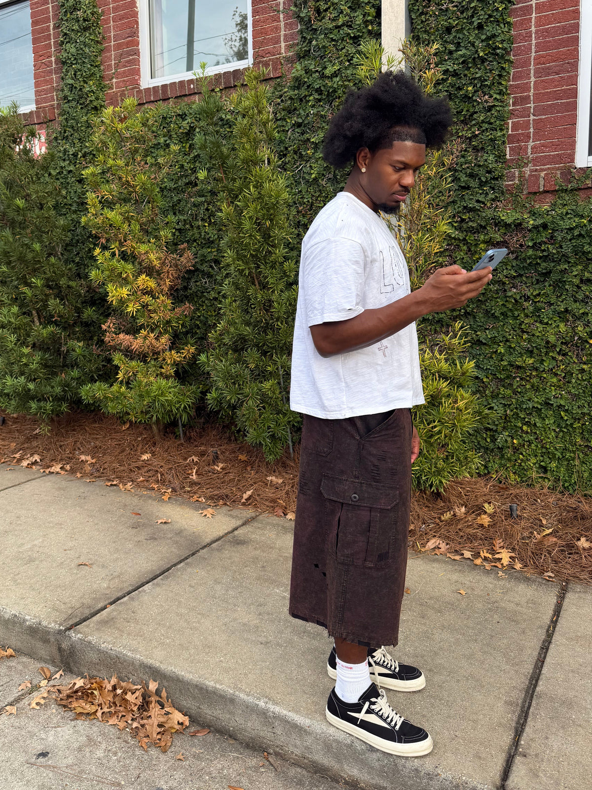 Rusted cargo shorts